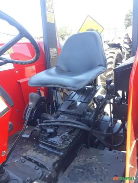 TRATOR MASSEY FERGUSON MF 283 ANO 2000