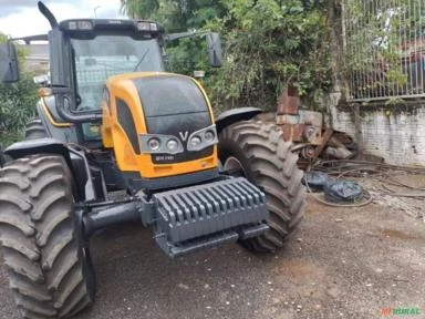 TRATOR VALTRA BH 210 ANO 2016