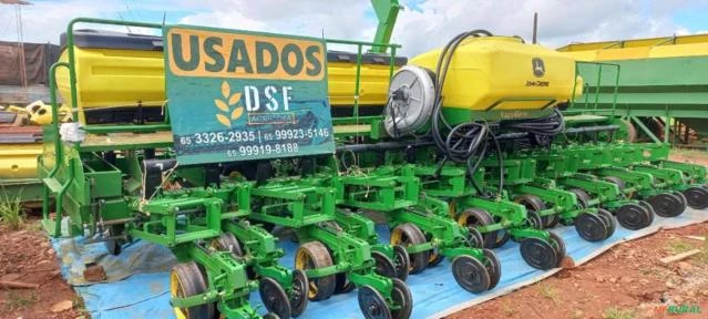 PLANTADEIRA JOHN DEERE 2117