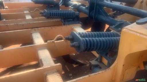 Imagem Subsolador Santa  Izabel Mod spsi 7 hastes Imagem Subsolador Santa  Izabel Mod spsi 7 hastes