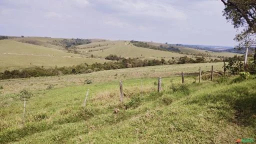 Fazenda na região de Itapetininga-SP