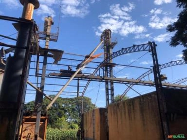 Imagem Elevador de 10 metros / 12 metros / 15 metros Imagem Elevador de 10 metros / 12 metros / 15 metros