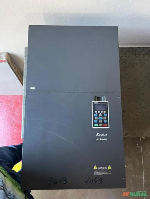 CONVERSOR ELETRÔNICO DE FREQUÊNCIA DELTA TRIFÁSICO DE 215CV Imagem CONVERSOR ELETRÔNICO DE FREQUÊNCIA DELTA TRIFÁSICO DE 215CV