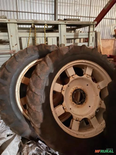 Jogo de pneu fino e roda para trator new holland 7630