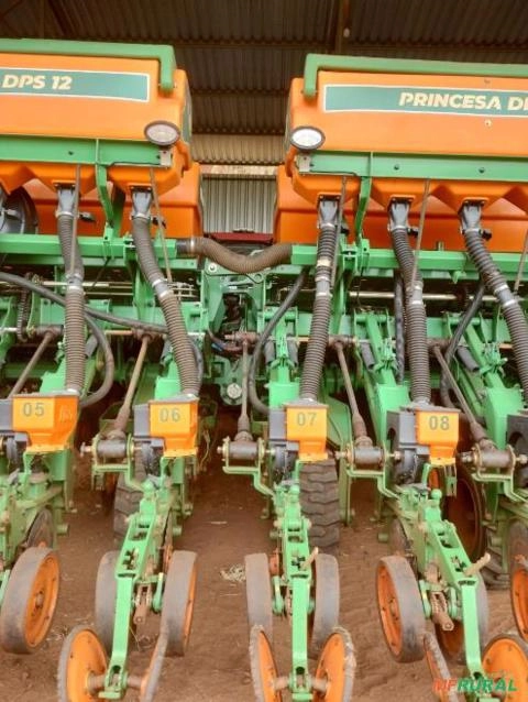 Imagem PLANTADEIRA STARA PRINCESA DPS 12 ANO 2022 12 LINHAS Imagem PLANTADEIRA STARA PRINCESA DPS 12 ANO 2022 12 LINHAS