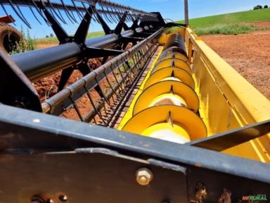 Imagem Colheitadeira NH CR 9060 Ano 2011 Imagem Colheitadeira NH CR 9060 Ano 2011