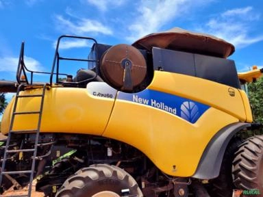 Imagem Colheitadeira NH CR 9060 Ano 2011 Imagem Colheitadeira NH CR 9060 Ano 2011