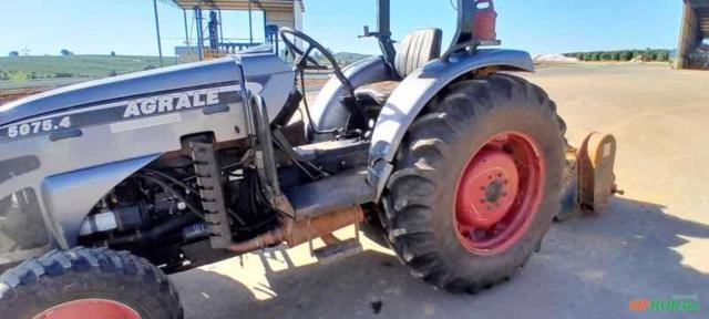 Trator Agrale 5075.4 Cafeeiro Ano 2018 Imagem Trator Agrale 5075.4 Cafeeiro Ano 2018