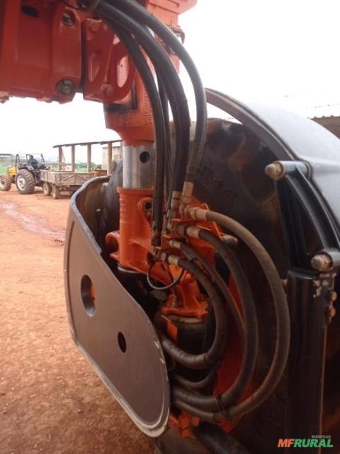 Imagem Pulverizador Jacto 3030 Ano 2015 Imagem Pulverizador Jacto 3030 Ano 2015