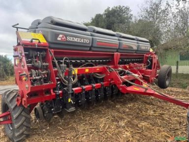 Semeadora Semeato SSM27 Ano 2022 Imagem Semeadora Semeato SSM27 Ano 2022