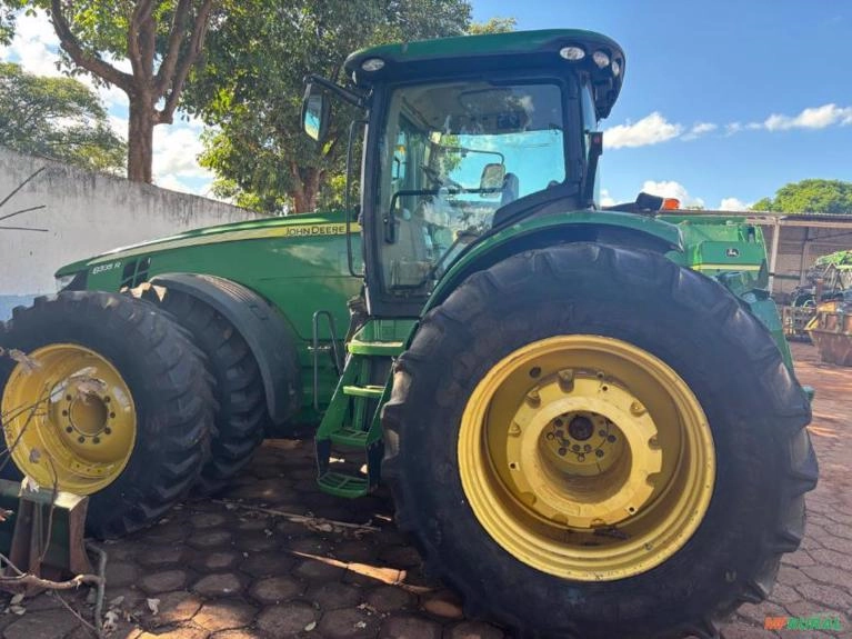 Trator John Deere 8335R Ano 2012 Imagem Trator John Deere 8335R Ano 2012