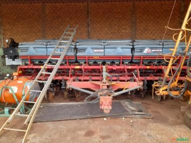 Plantadeira Semeato Sol Tower Ano 2013 Imagem Plantadeira Semeato Sol Tower Ano 2013