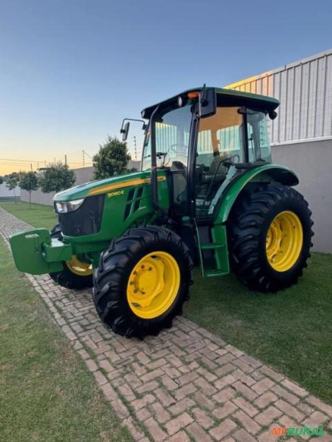 Trator John Deere 5080 Ano 2022 Imagem Trator John Deere 5080 Ano 2022