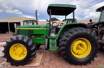 Trator John Deere 7500 Ano 2001 Imagem Trator John Deere 7500 Ano 2001