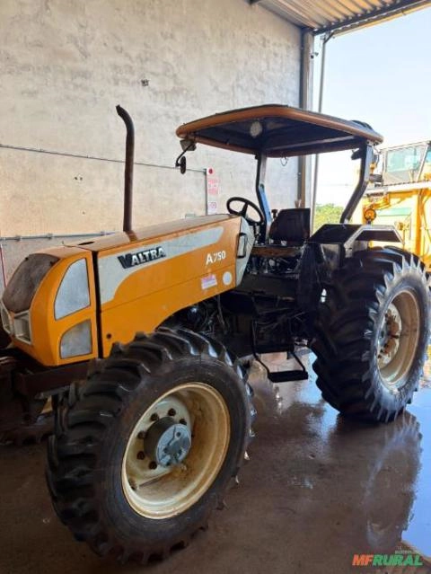 Trator Valtra A750 Ano 2010 Imagem Trator Valtra A750 Ano 2010