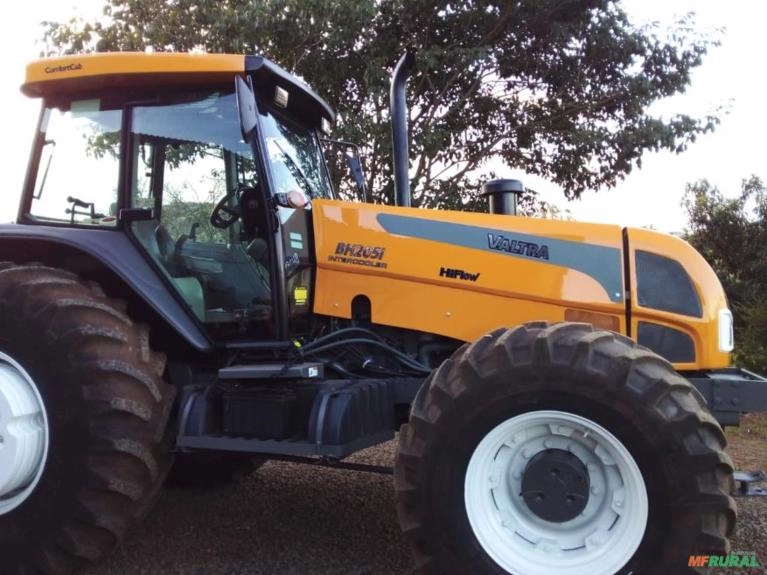 Trator Valtra/Valmet BH 205 4x4 ano 11 Imagem Trator Valtra/Valmet BH 205 4x4 ano 11