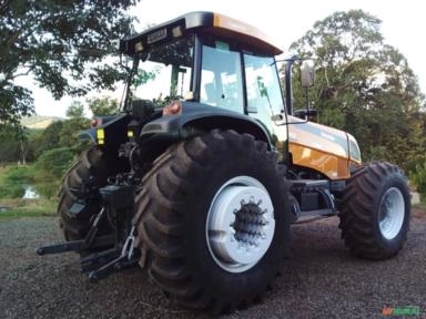 Imagem Trator Valtra/Valmet BH 205 4x4 ano 11 Imagem Trator Valtra/Valmet BH 205 4x4 ano 11