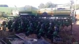 PLANTADEIRA JOHN DEER 2100 13 LINHAS Imagem PLANTADEIRA JOHN DEER 2100 13 LINHAS