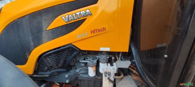 Trator Valtra/Valmet  A114 Hitech 4x4 Ano 2023
