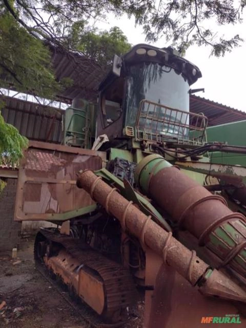 Colhedora de Cana John Deere 3520 com peças para desmanche ( Lote fechado ) Imagem Colhedora de Cana John Deere 3520 com peças para desmanche ( Lote fechado )