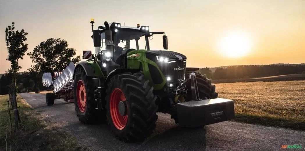 942 TRATOR FENDT VARIO - Reprogramação Agrícola