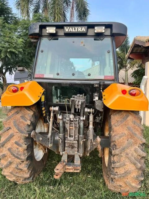 Trator Valtra/Valmet A 750 4x4 ano 15