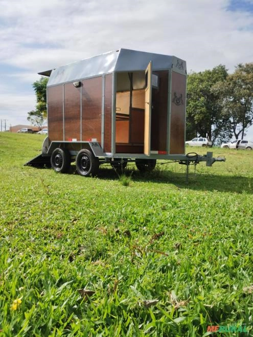Reboque para Dois Cavalos Imagem Reboque para Dois Cavalos