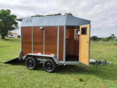 Imagem Reboque para Dois Cavalos Imagem Reboque para Dois Cavalos