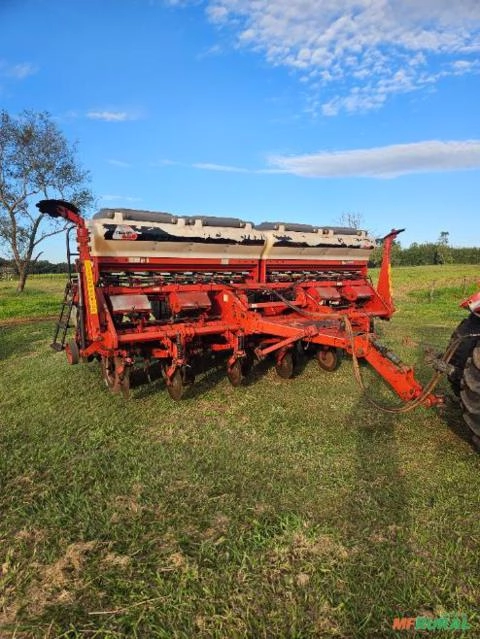 Plantadeira 11 linhas psm112 Imagem Plantadeira 11 linhas psm112