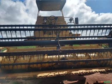 Imagem Colheitadeira New Holland 4040 Imagem Colheitadeira New Holland 4040