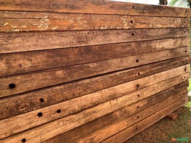 Imagem Cruzetas de madeira de lei Imagem Cruzetas de madeira de lei