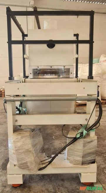 Máquina para Fabricação de Tapetes Higiênicos NOVA
