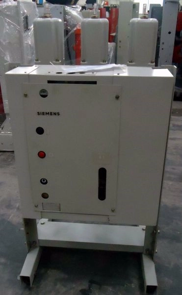 Disjuntor AT Siemens TIPo 3AC 2331 4EM UN 15Kv IN 800A ICC 20Ka. Imagem Disjuntor AT Siemens TIPo 3AC 2331 4EM UN 15Kv IN 800A ICC 20Ka.