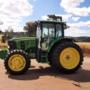 Trator John Deere 6100 J 4x4 ano 22 Imagem Trator John Deere 6100 J 4x4 ano 22