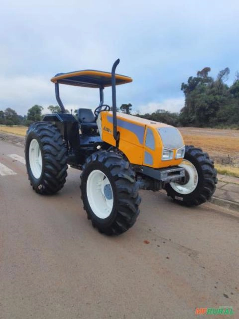 TRATOR VALTRA A750 Imagem TRATOR VALTRA A750