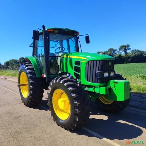 JOHN DEERE 6145J Imagem JOHN DEERE 6145J