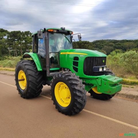 JOHN DEERE 6165J Imagem JOHN DEERE 6165J