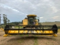 Colheitadeira New Holland traçada 2018 e plataforma de soja 20 pés Imagem Colheitadeira New Holland traçada 2018 e plataforma de soja 20 pés