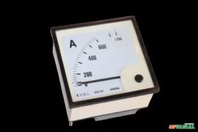 Amperímetro analógico medição corrente tensão altern 600/5a/100/5a fm96pc