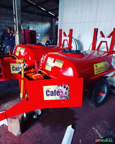 Imagem Pulverizador turbo Café 1000 litros Imagem Pulverizador turbo Café 1000 litros