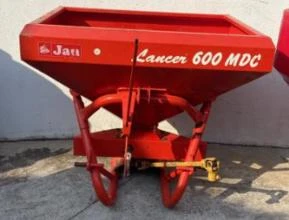 Vende-se Adubadeira JAN Lancer 600 MDC
