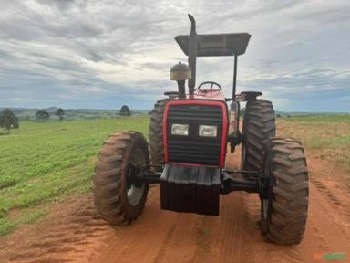 Vende-se Massey Ferguson 283 Advanced (4x4) 85cv  - Ano 2004