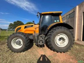 Vende-se Valtra BH180 Hiflow (4x4) 180cv  - Ano 2016