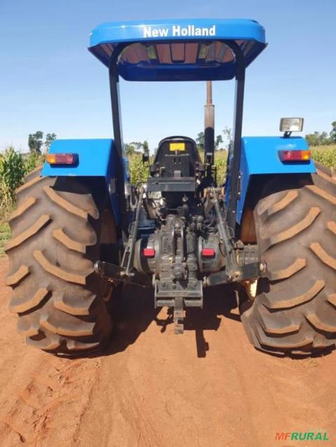 Vende-se New Holland 7630 (4x4) 106cv  - Ano 2008