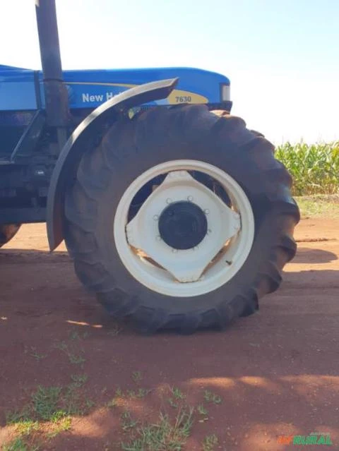 Vende-se New Holland 7630 (4x4) 106cv  - Ano 2008