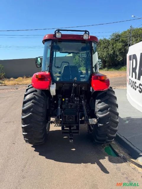 Vende-se Case Farmall 80 (4x4) 80cv  - Ano 2018