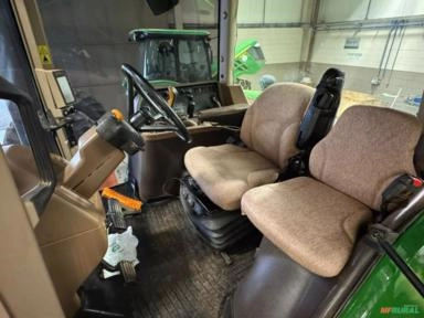 Imagem Trator John Deere 7230J (4x4) 230cv  - Ano 2018 Imagem Trator John Deere 7230J (4x4) 230cv  - Ano 2018