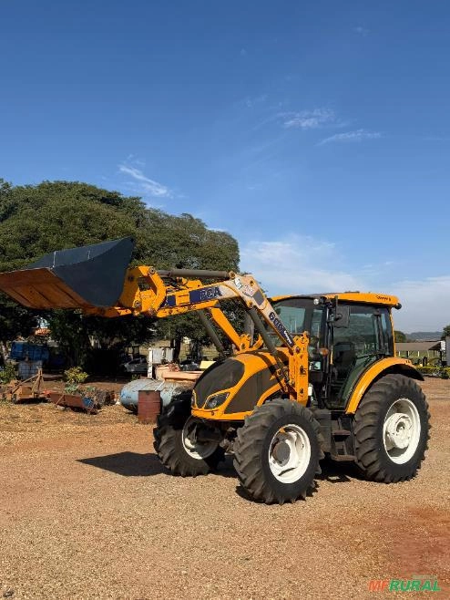 Trator Valtra A104 (4x4) 105cv  - Ano 2019 Imagem Trator Valtra A104 (4x4) 105cv  - Ano 2019