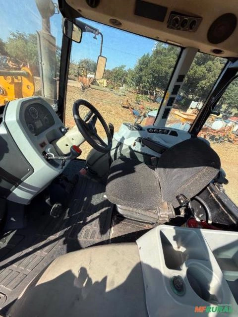 Imagem Trator Valtra A104 (4x4) 105cv  - Ano 2019 Imagem Trator Valtra A104 (4x4) 105cv  - Ano 2019