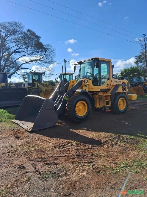 Pá Carregadeira Volvo  - Modelo: L60F  - Ano 2021 Imagem Pá Carregadeira Volvo  - Modelo: L60F  - Ano 2021